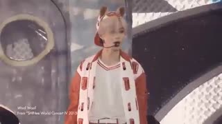 SHINee - Woof Woof