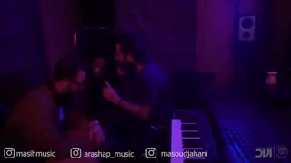دانلود آهنگ جدید مسیح و آرش به نام نرو