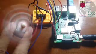 راه اندازی موتور توسط رزبری پای با برنامه نویسی پایتون