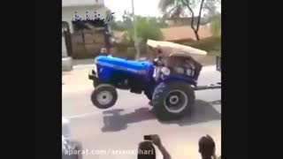 حمل بار زیاد با تراکتور